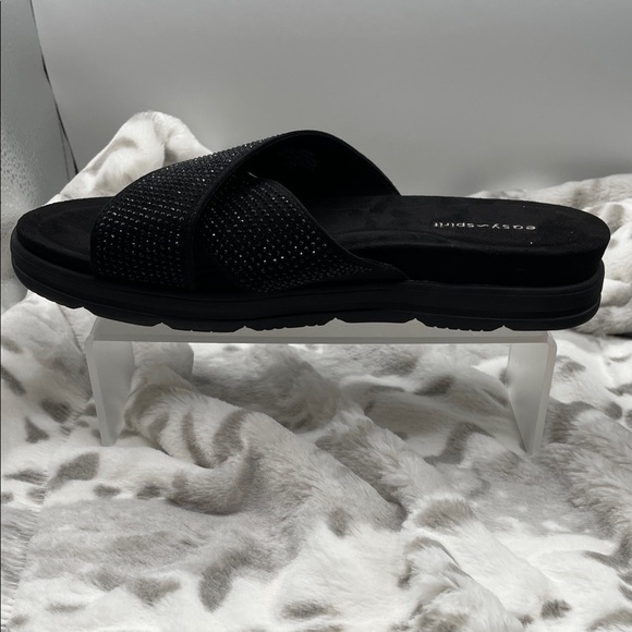 Easy Spirit Shanta 2, Black criss cross Studded Slide Sandals, size 9.5 NEW - Picture 5 of 8